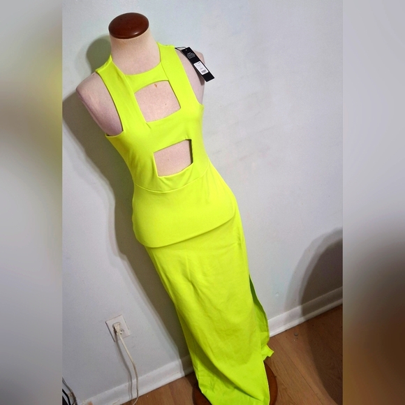 Fashion Nova- Maria Cut Out Maxi Dress- W Sz Medium - Picture 6 of 10